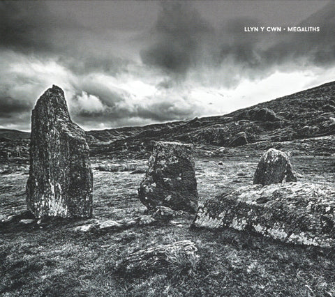 Llyn Y Cwn - Megaliths