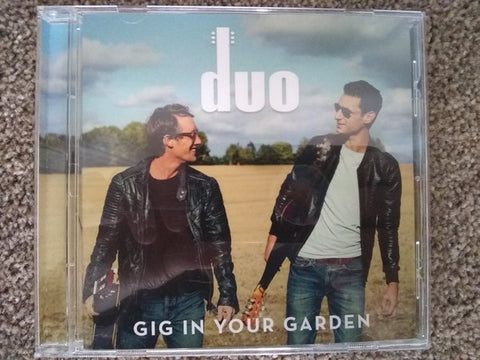 duo - Gig In Your Garden